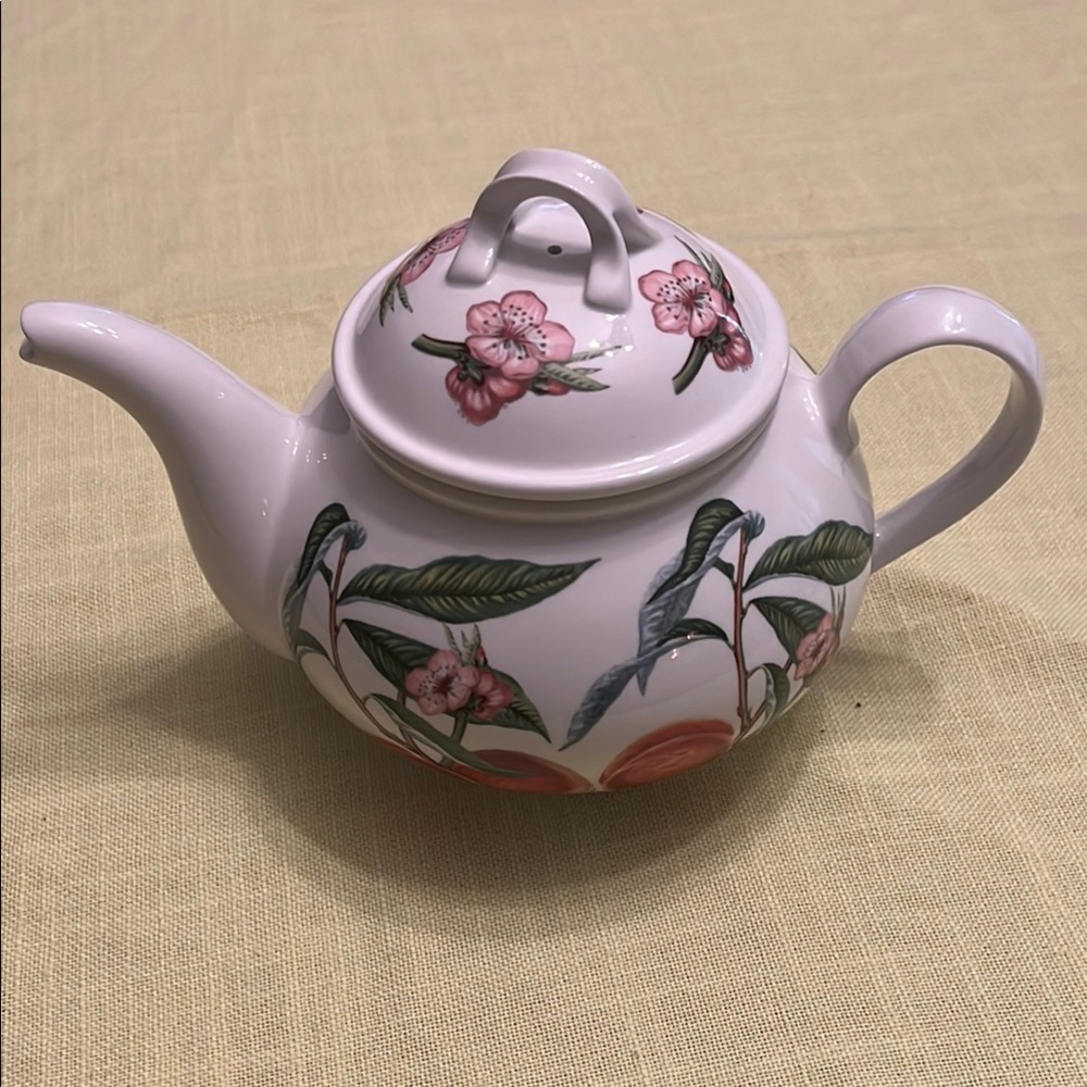Portmeirion Pomona teapot
